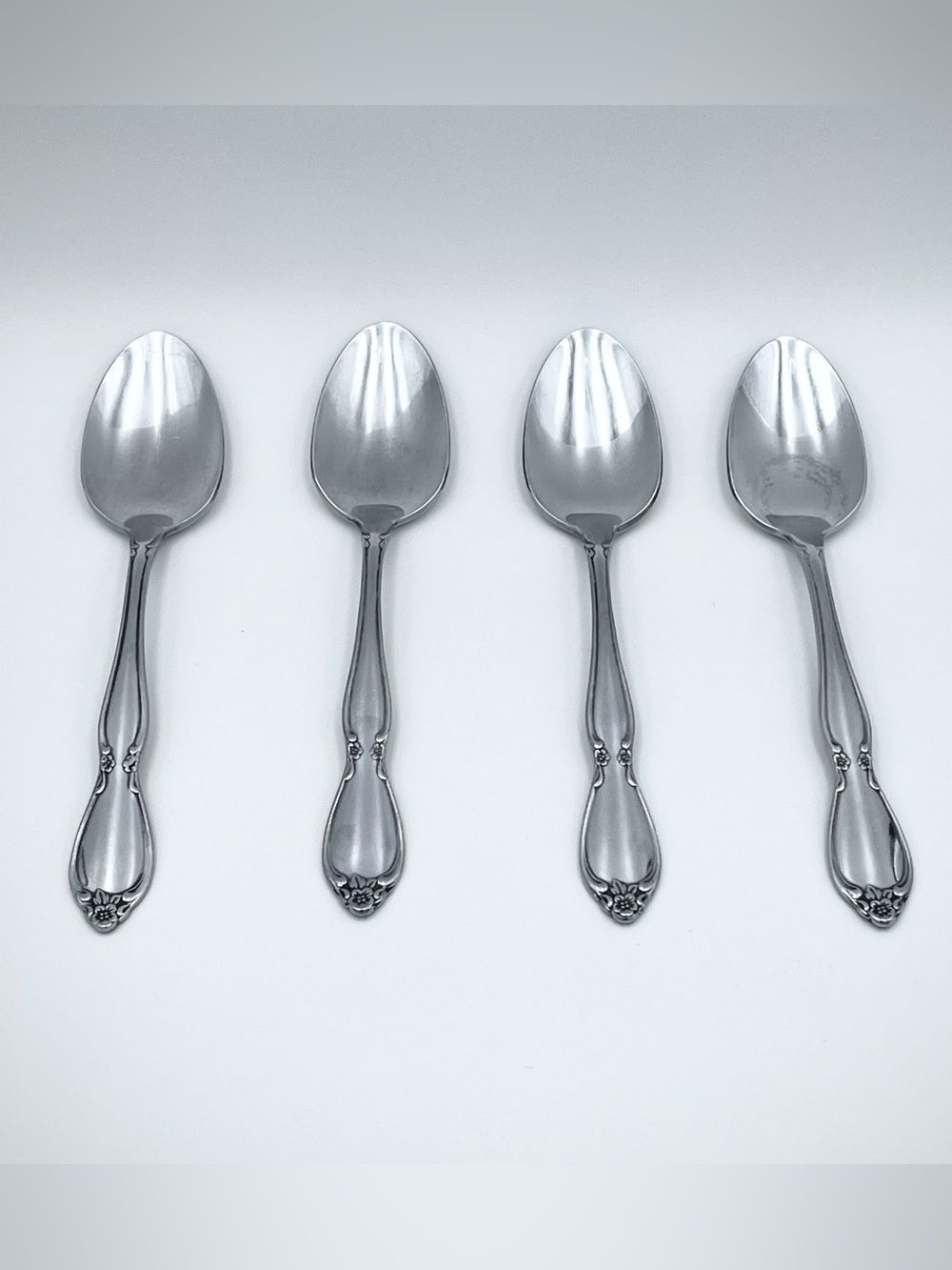 Vintage Oneida Community CHATELAINE Stainless Steel Teaspoons - Set of 4